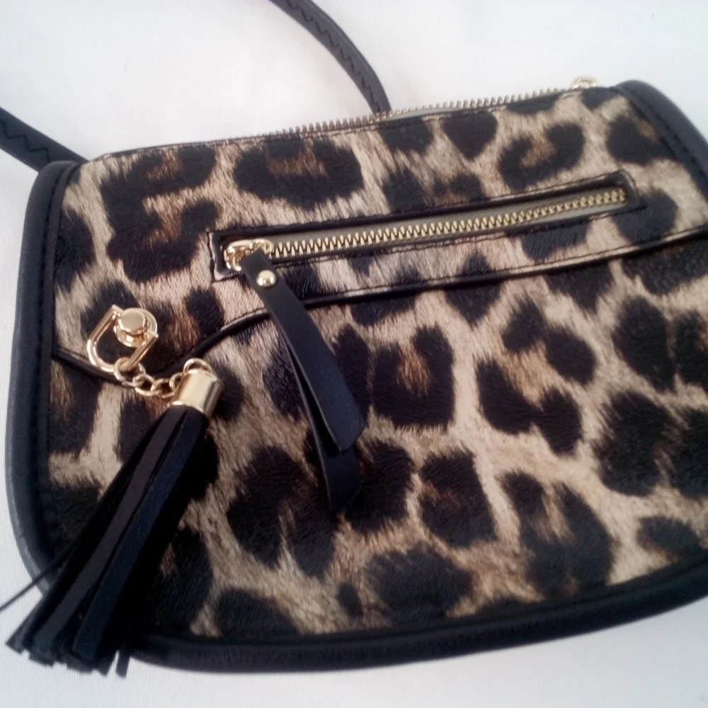 Cheetah black and brown purse